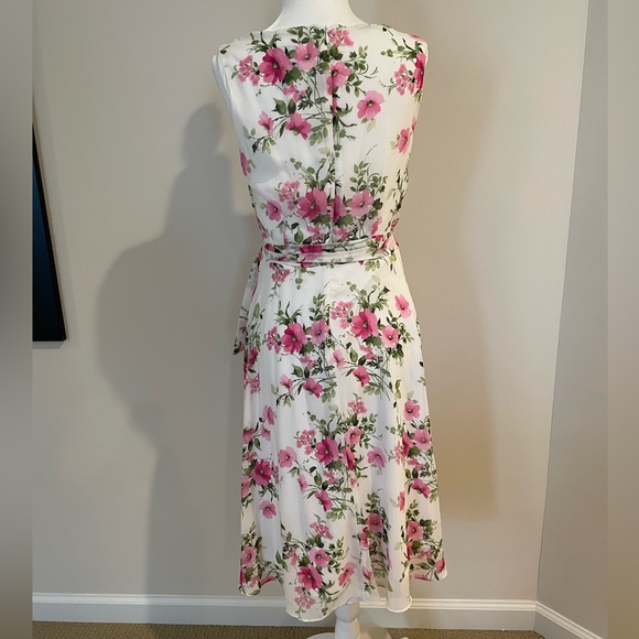JH Floral Dress - Picture 3 of 7